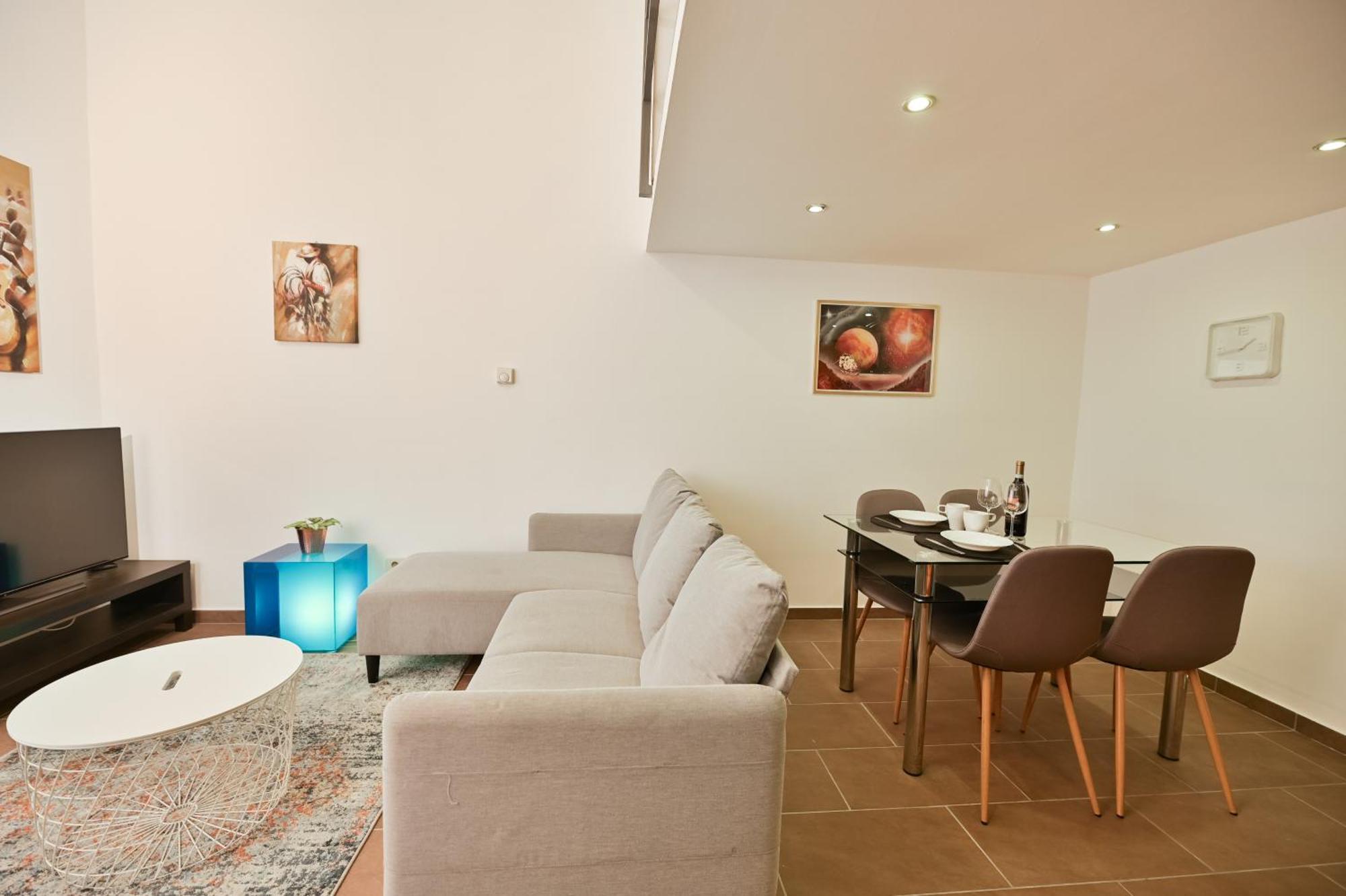 Danube Dwelling Akacfa 41 Appartement Boedapest Buitenkant foto