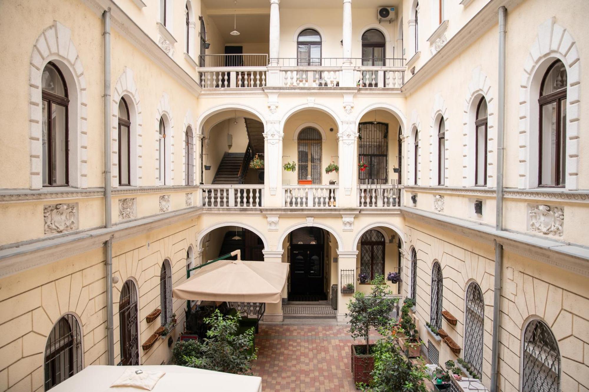 Danube Dwelling Akacfa 41 Appartement Boedapest Buitenkant foto